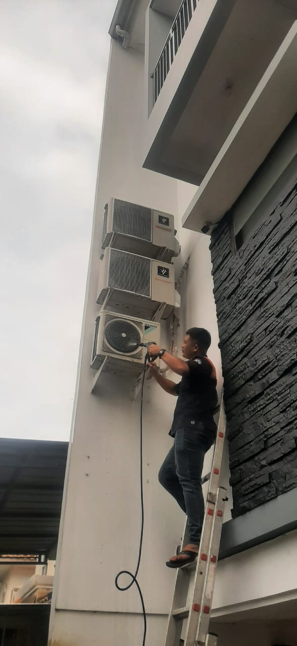 Service AC